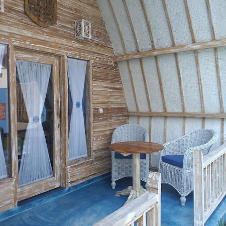 Casa Azzurra Bed & Breakfast Gili Air Ngoại thất bức ảnh