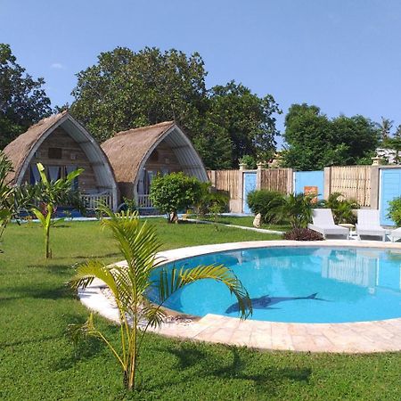 Casa Azzurra Bed & Breakfast Gili Air Ngoại thất bức ảnh