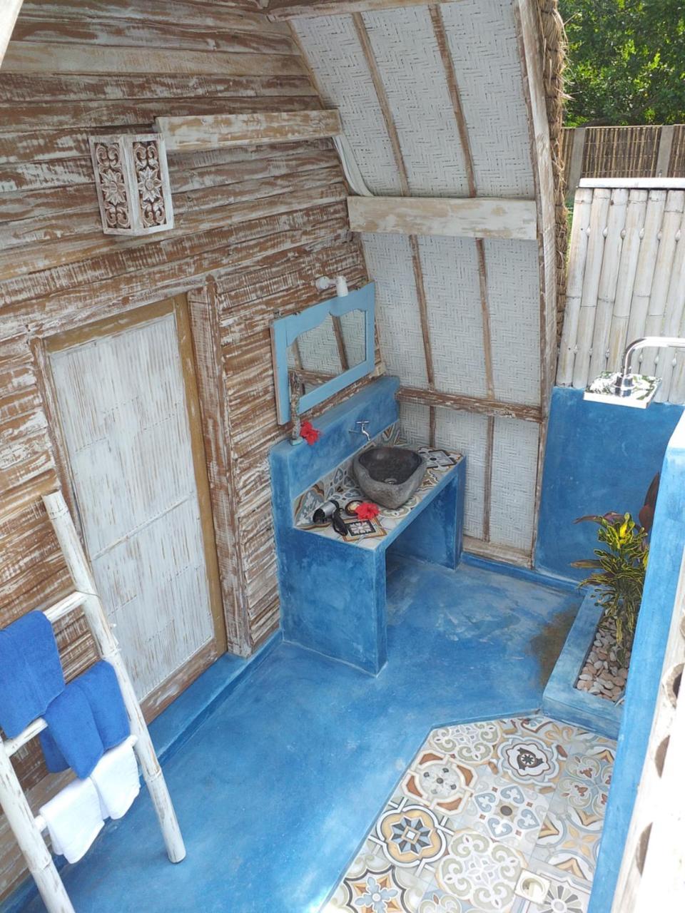 Casa Azzurra Bed & Breakfast Gili Air Ngoại thất bức ảnh
