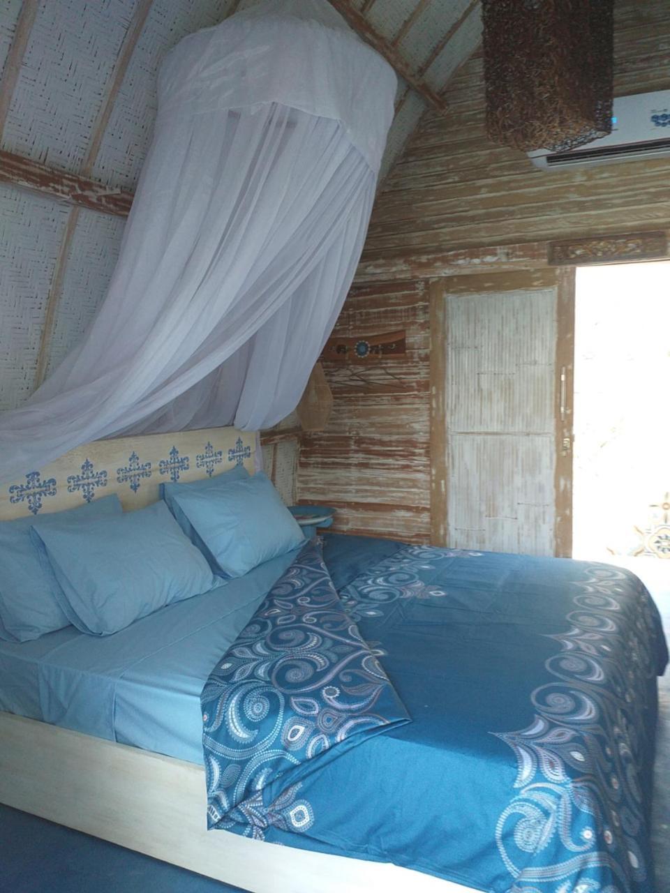 Casa Azzurra Bed & Breakfast Gili Air Ngoại thất bức ảnh