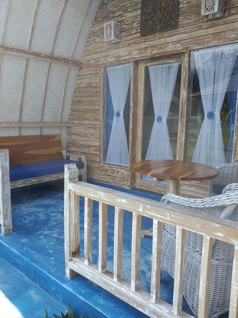 Casa Azzurra Bed & Breakfast Gili Air Ngoại thất bức ảnh