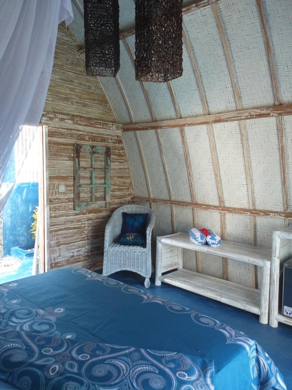 Casa Azzurra Bed & Breakfast Gili Air Ngoại thất bức ảnh