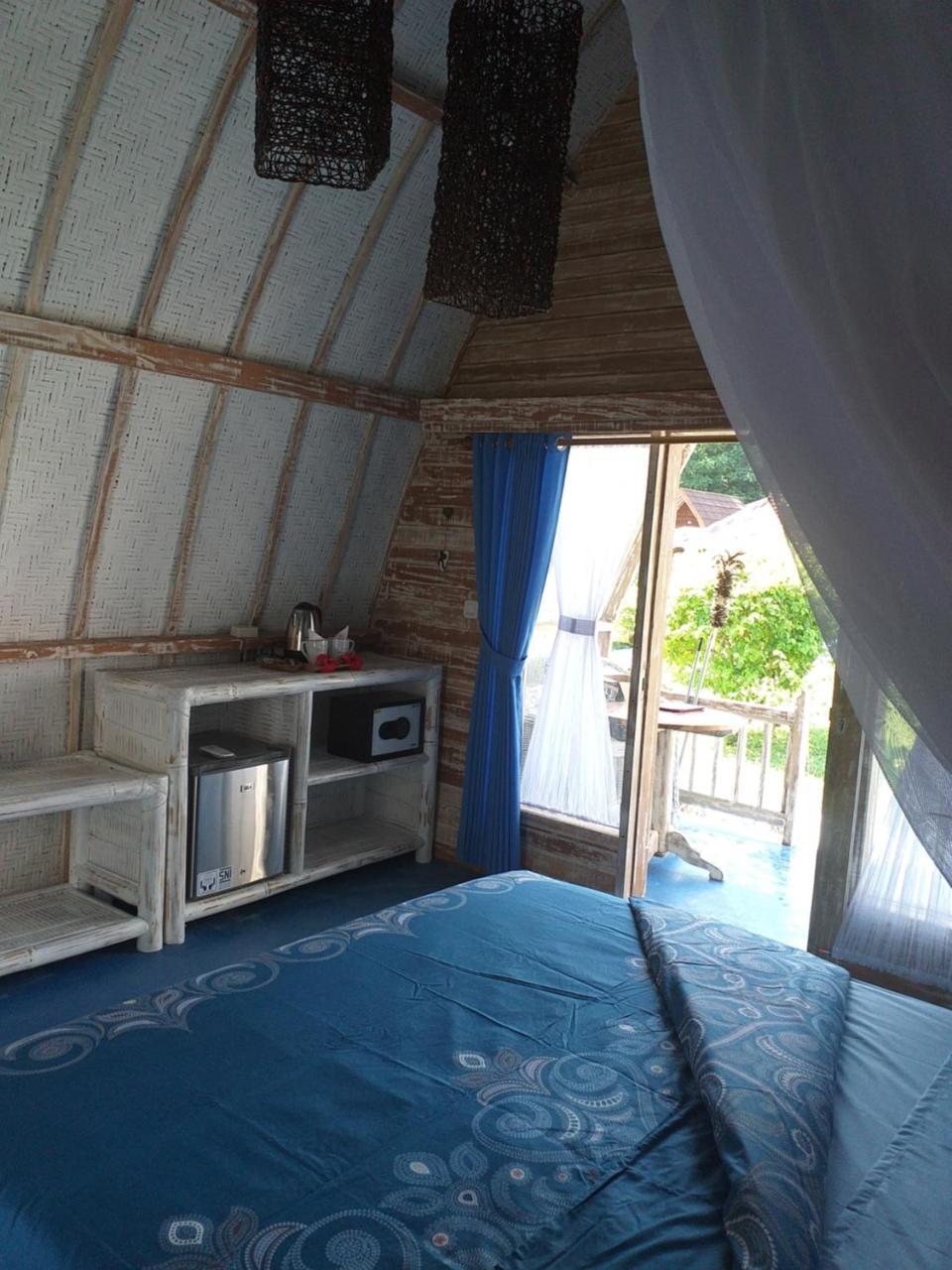 Casa Azzurra Bed & Breakfast Gili Air Ngoại thất bức ảnh