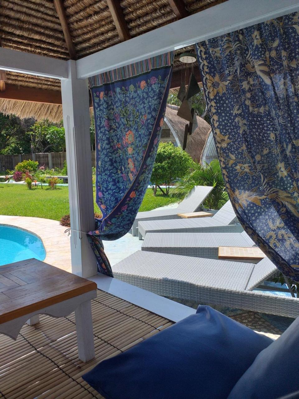 Casa Azzurra Bed & Breakfast Gili Air Ngoại thất bức ảnh